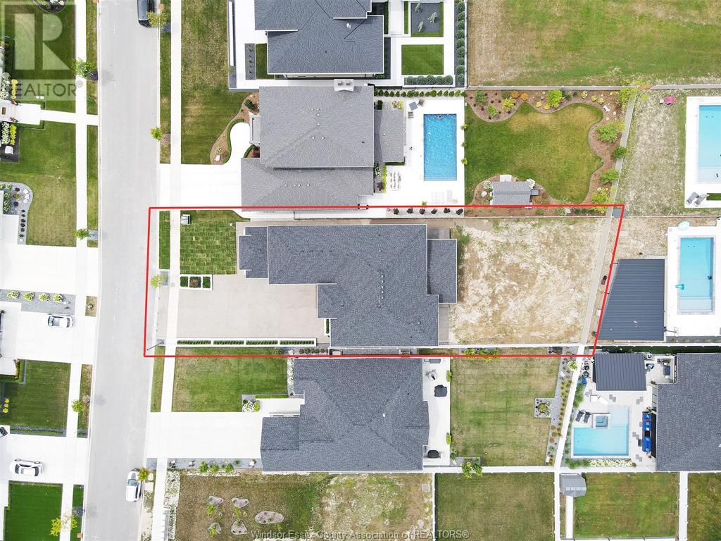 Photo 7 of 311 Water Avenue, Lakeshore ON