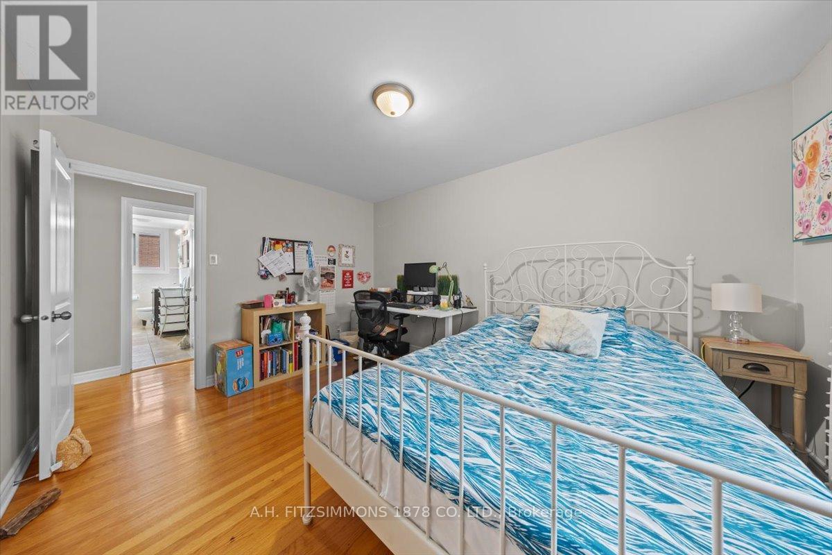 Photo 35 of 1217 Cameo Drive, Ottawa ON