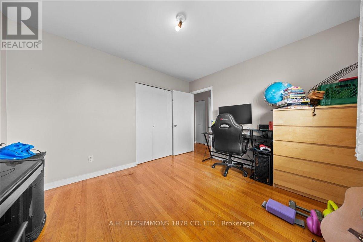 Photo 17 of 1217 Cameo Drive, Ottawa ON