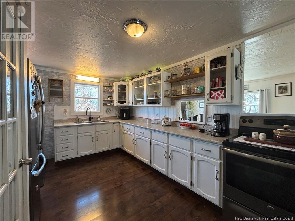 Photo 3 of 9 Turner Crescent, Grand Manan NB