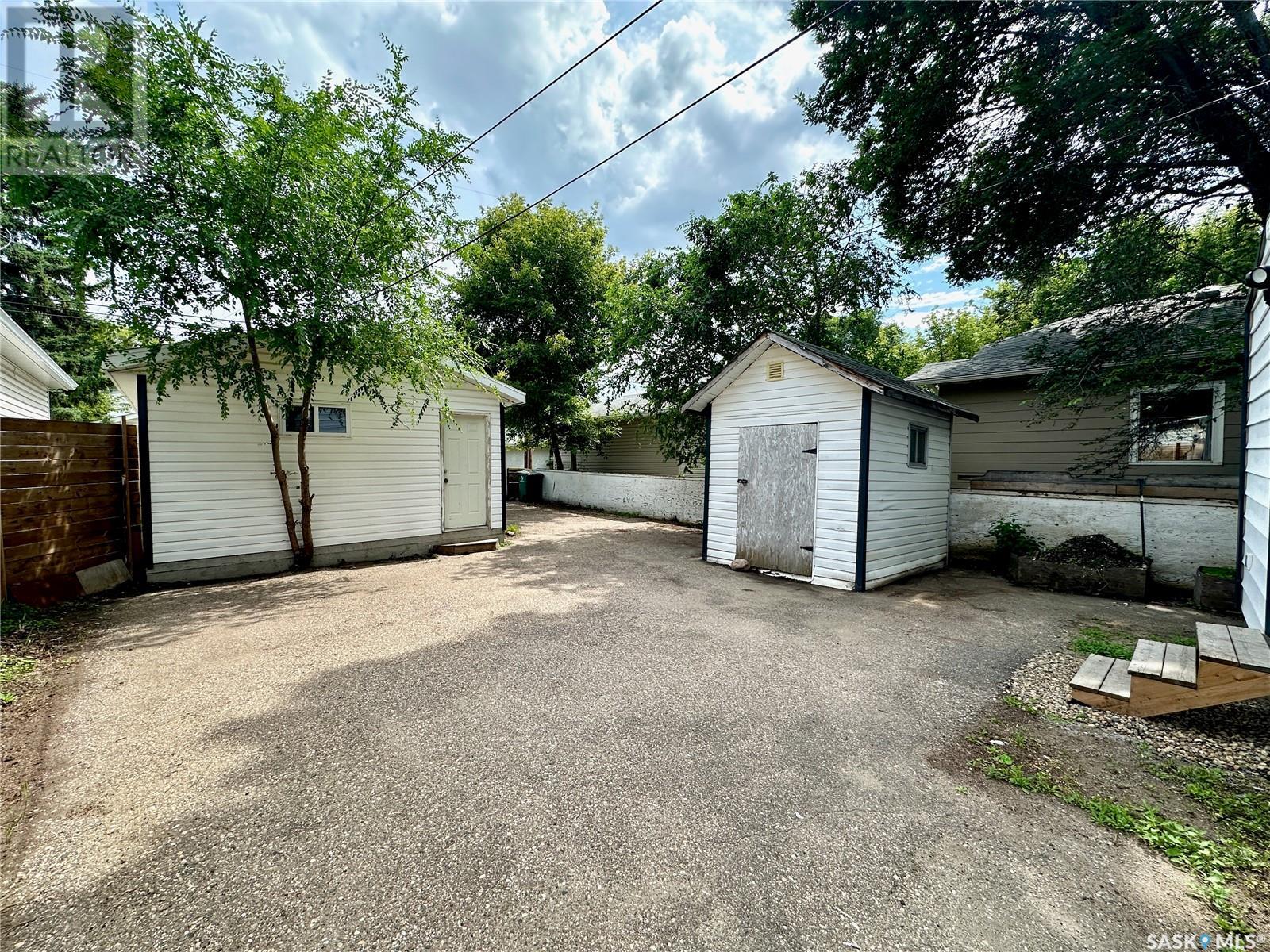 Photo 17 of 1020 K Avenue N, Saskatoon SK