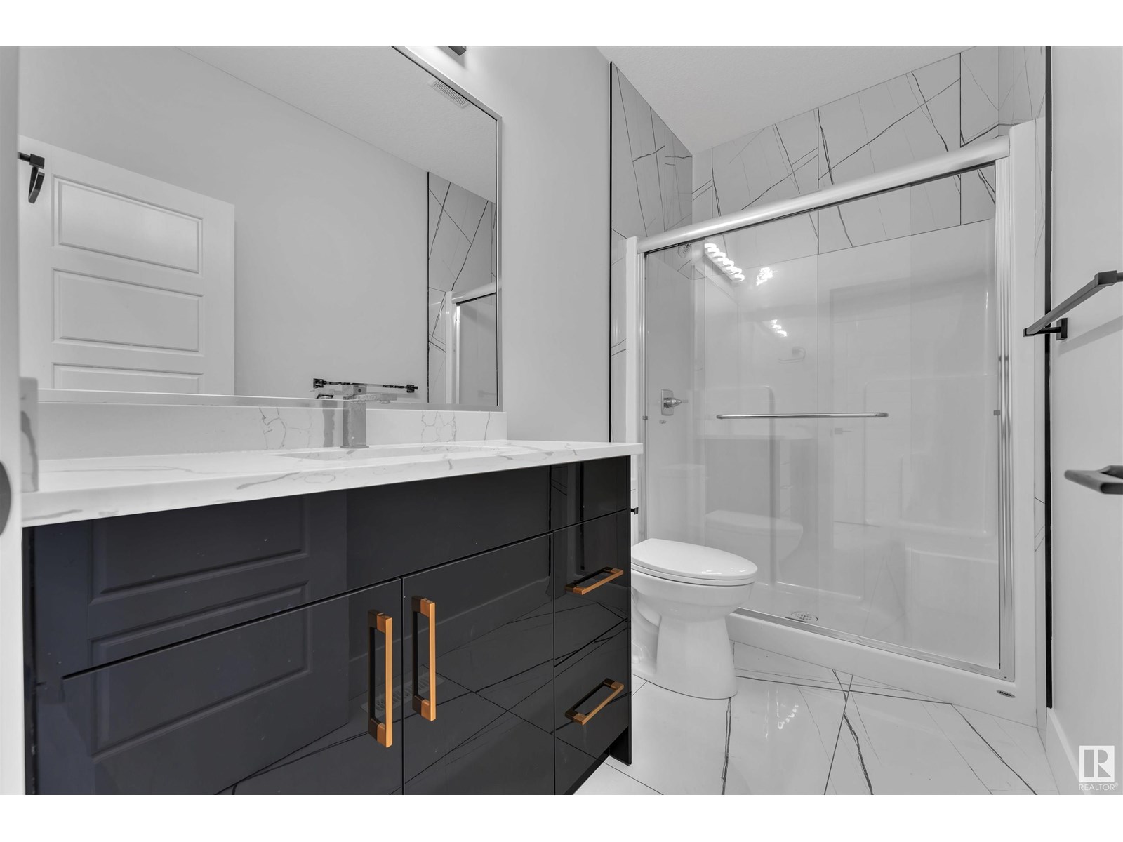 Photo 11 of 3515 42 Av, Beaumont AB