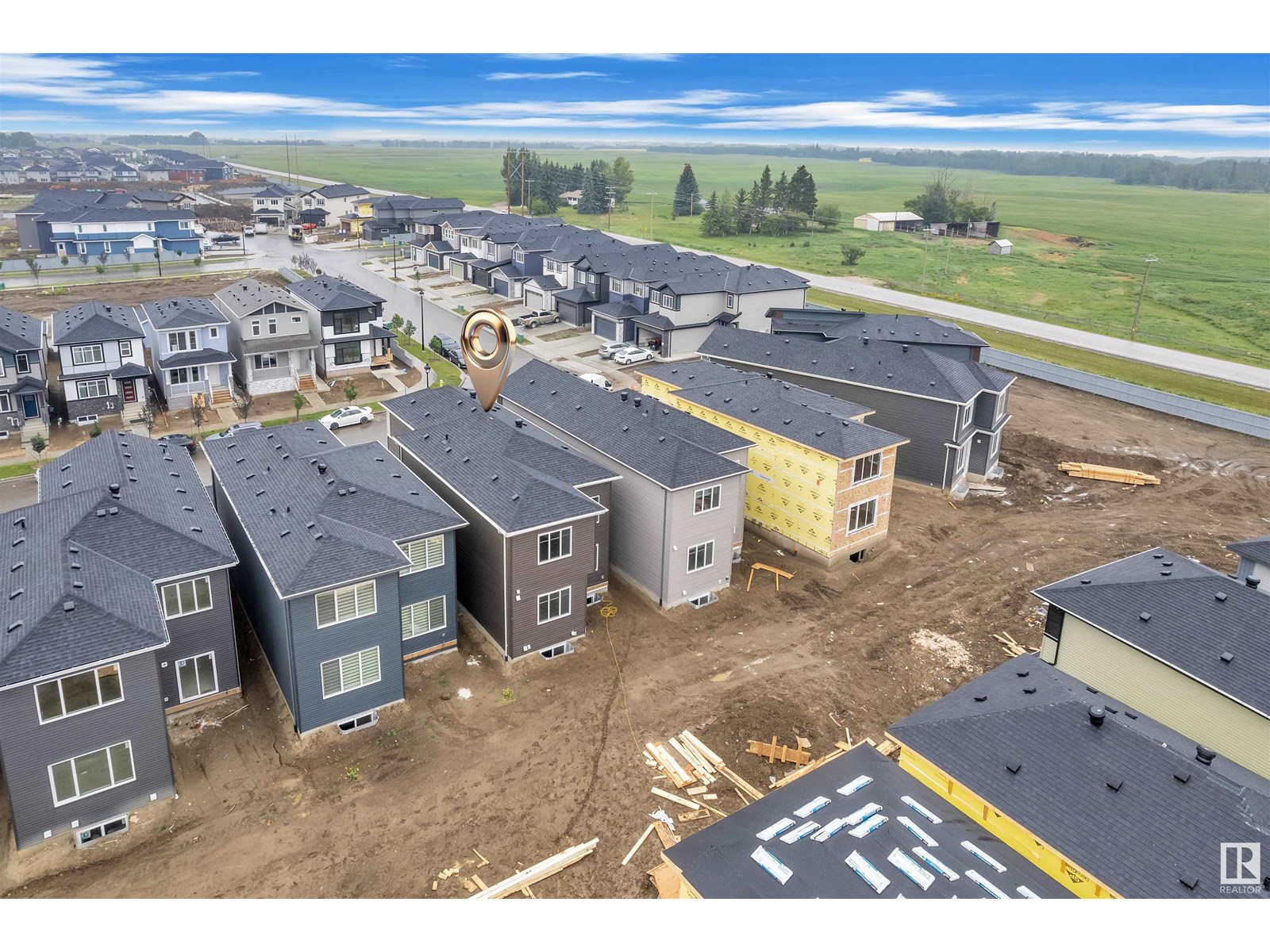 Photo 44 of 3515 42 Av, Beaumont AB