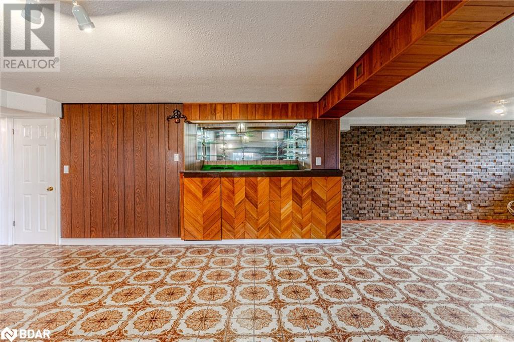 Photo 13 of 39 Frith Road, Toronto ON