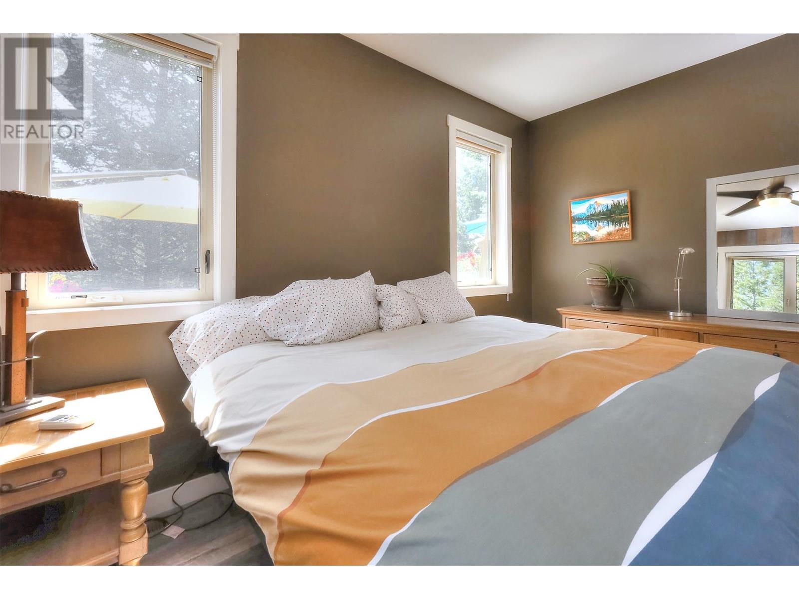 Photo 36 of 917 Copper Point Way, Windermere BC