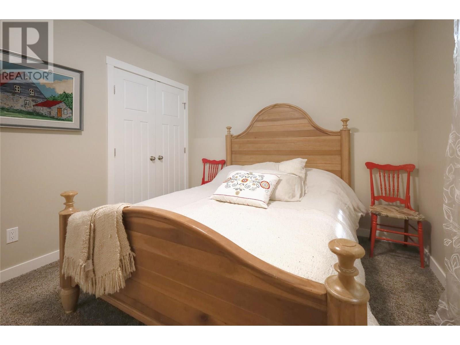 Photo 21 of 917 Copper Point Way, Windermere BC