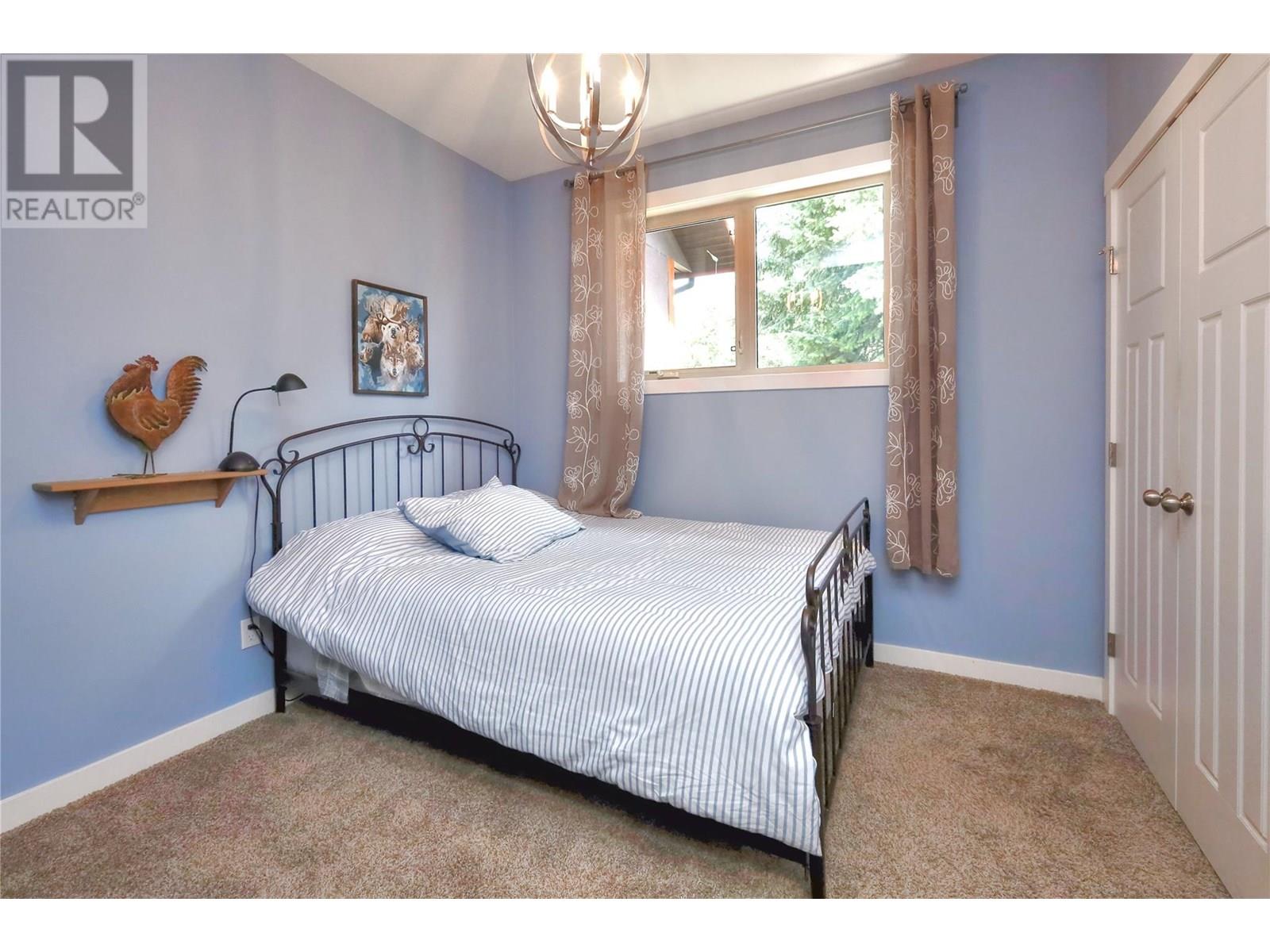 Photo 37 of 917 Copper Point Way, Windermere BC