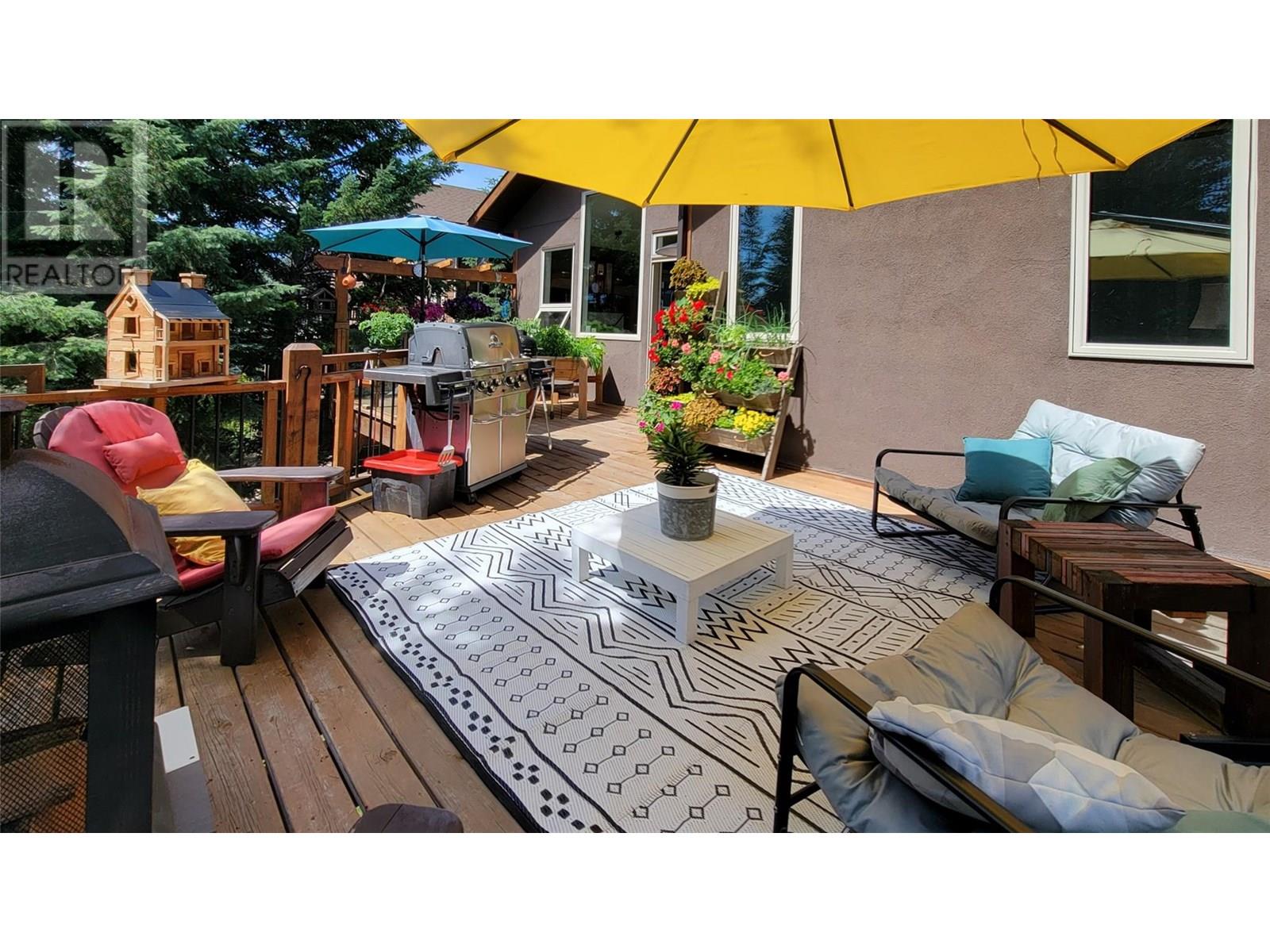 Photo 14 of 917 Copper Point Way, Windermere BC