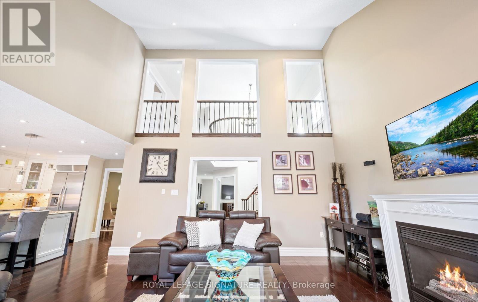 Photo 31 of 49 Harley Avenue, Halton Hills ON