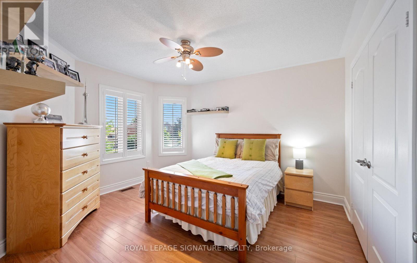 Photo 8 of 49 Harley Avenue, Halton Hills ON