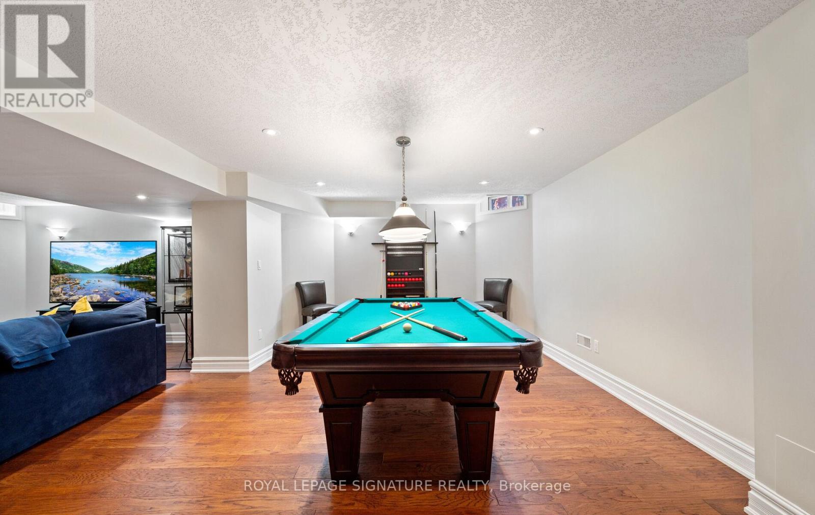 Photo 18 of 49 Harley Avenue, Halton Hills ON