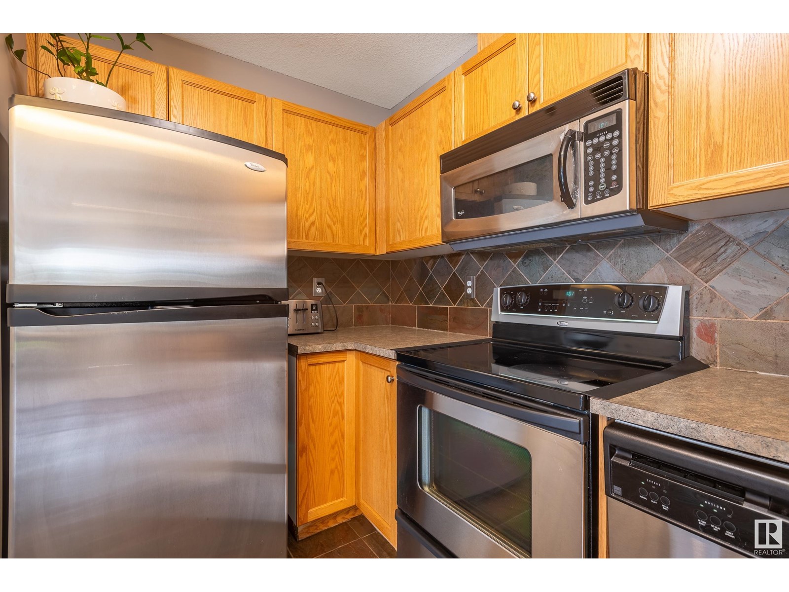 Photo 4 of 50 150 Edwards Dr Sw, Edmonton AB