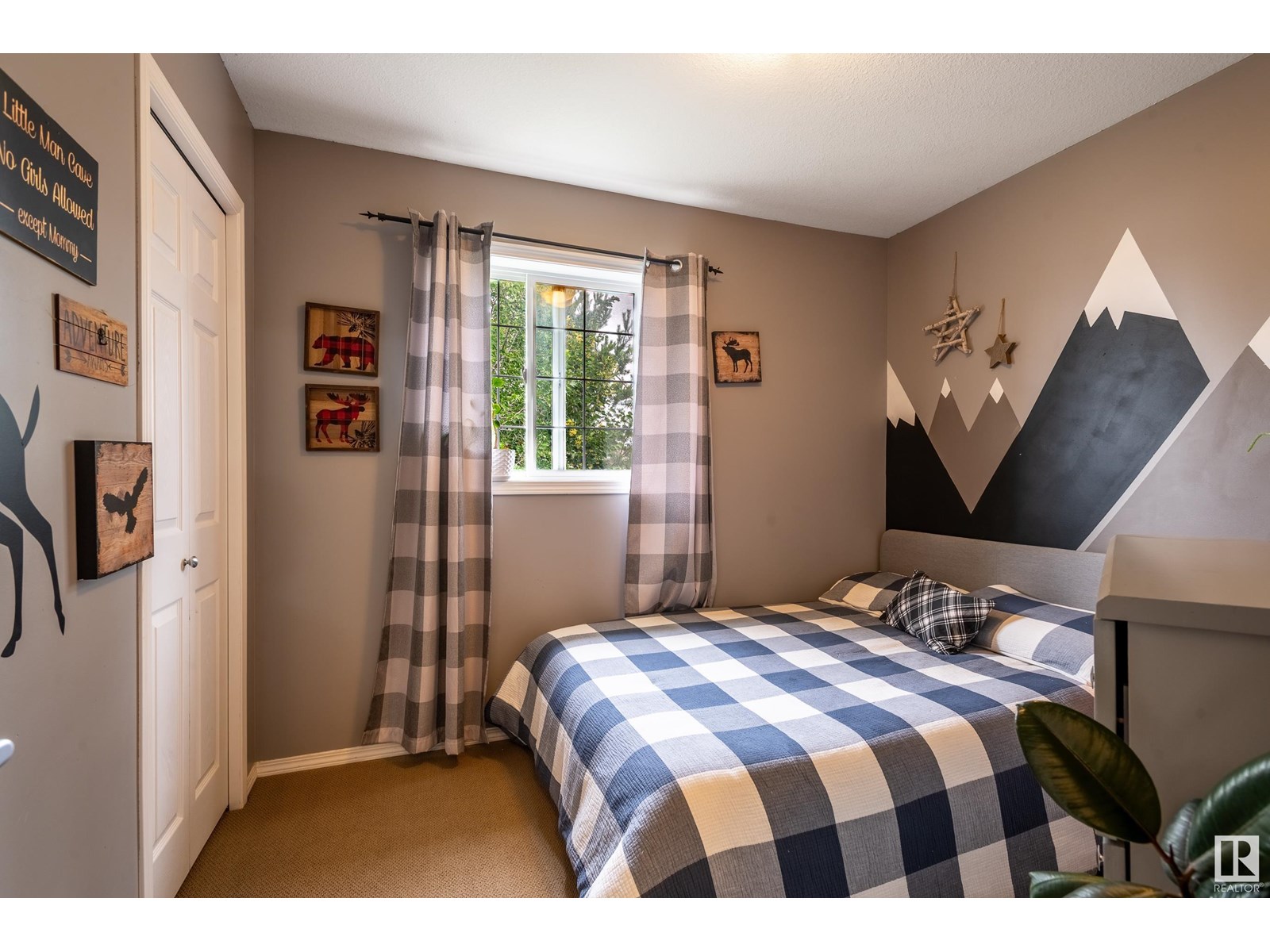 Photo 22 of 50 150 Edwards Dr Sw, Edmonton AB