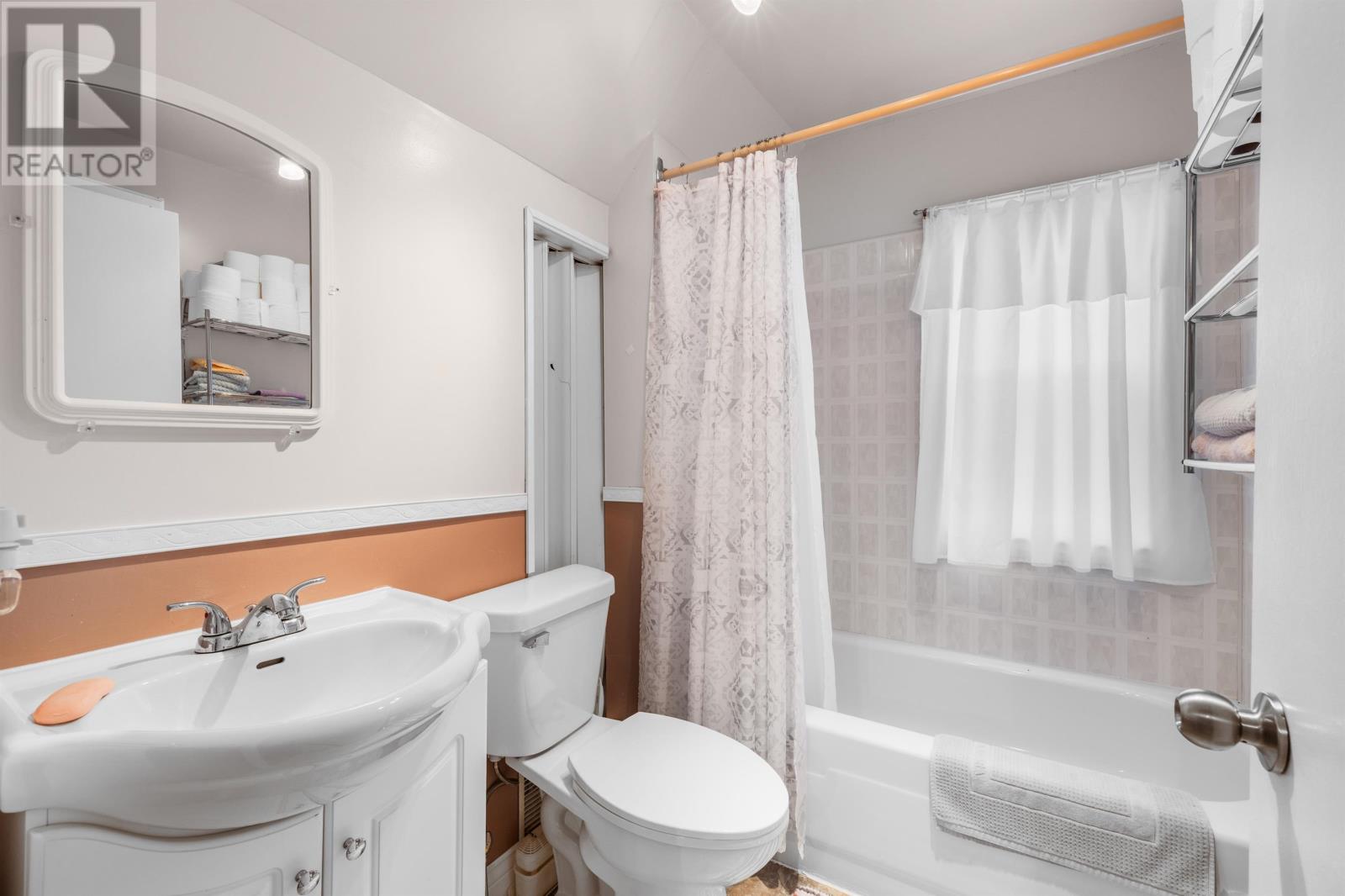 11 MARION Way - 30