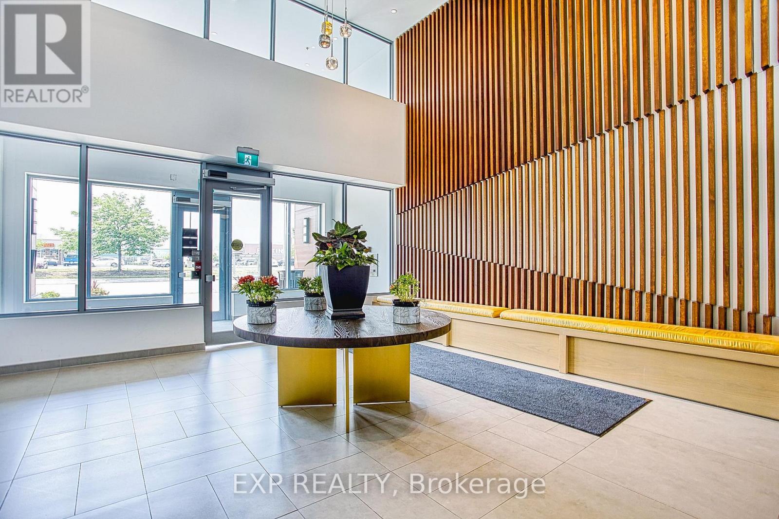 Photo 28 of 215 121 Highway 8, Hamilton ON