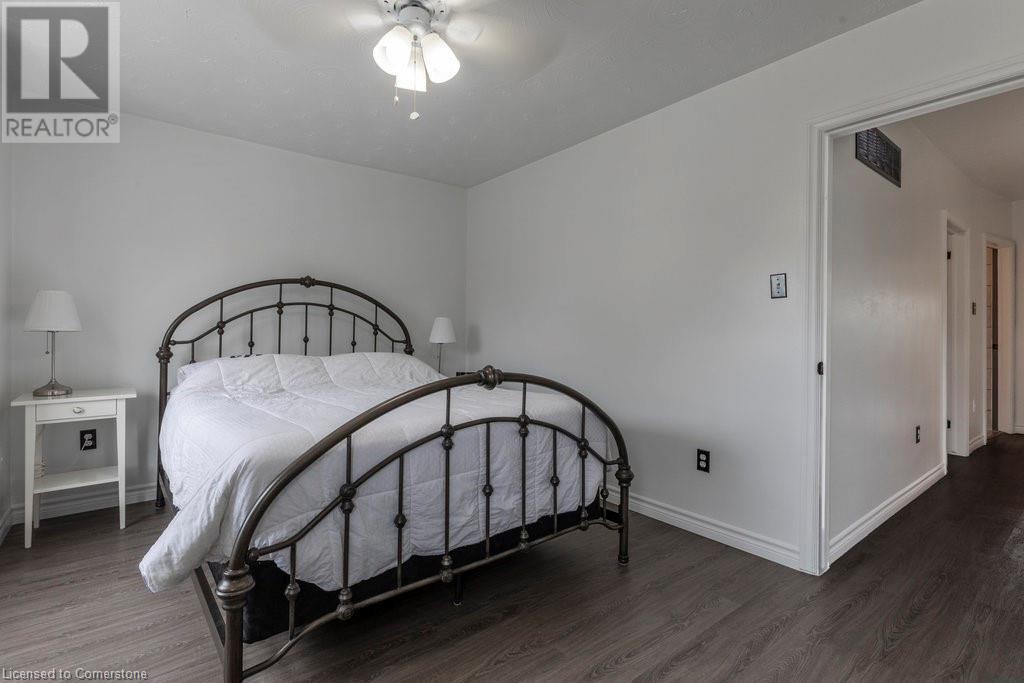 Photo 11 of 52 Clyde Street, Hamilton ON