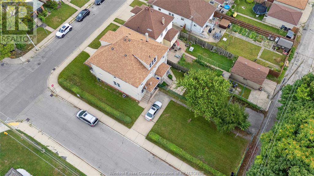 Photo 7 of 805 Pierre, Windsor ON