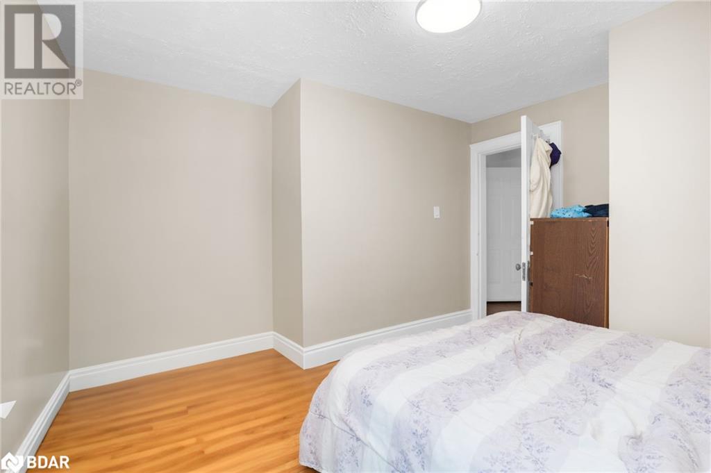 Photo 15 of 134 Owen Street, Barrie ON