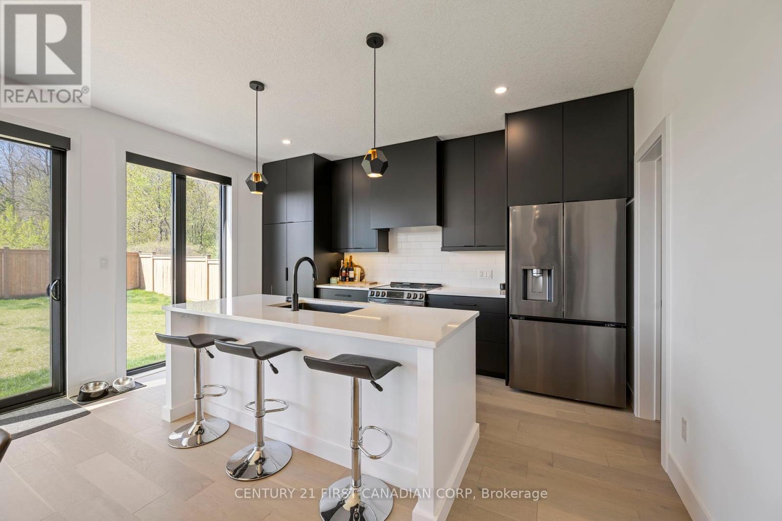 Photo 21 of 5 Hartland Circle, St Thomas ON