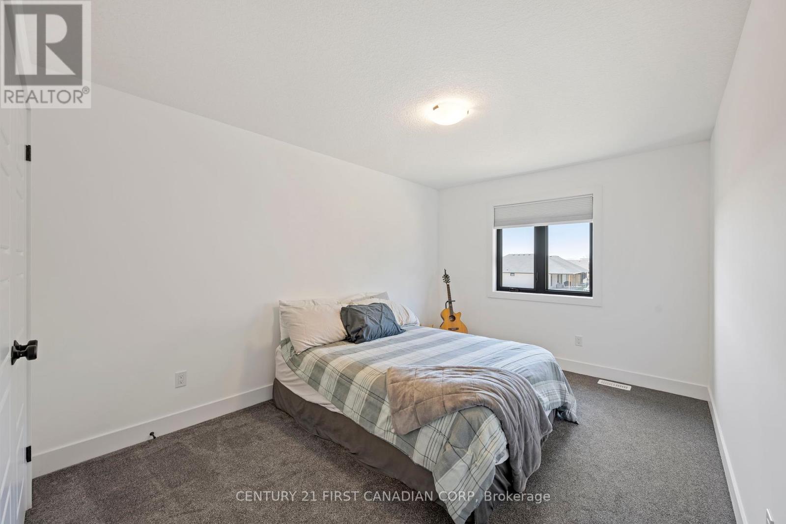 Photo 38 of 5 Hartland Circle, St Thomas ON