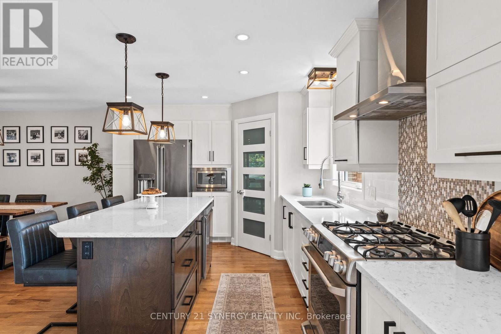 Photo 26 of 406 Provence Avenue, Russell ON