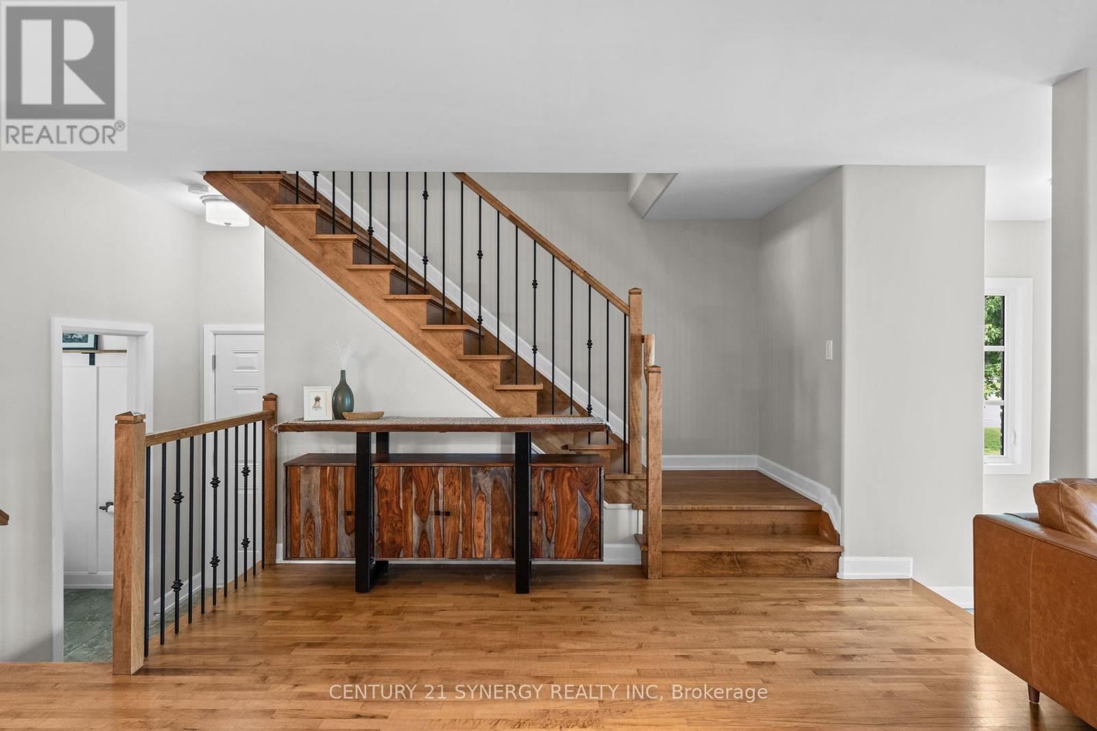 Photo 12 of 406 Provence Avenue, Russell ON