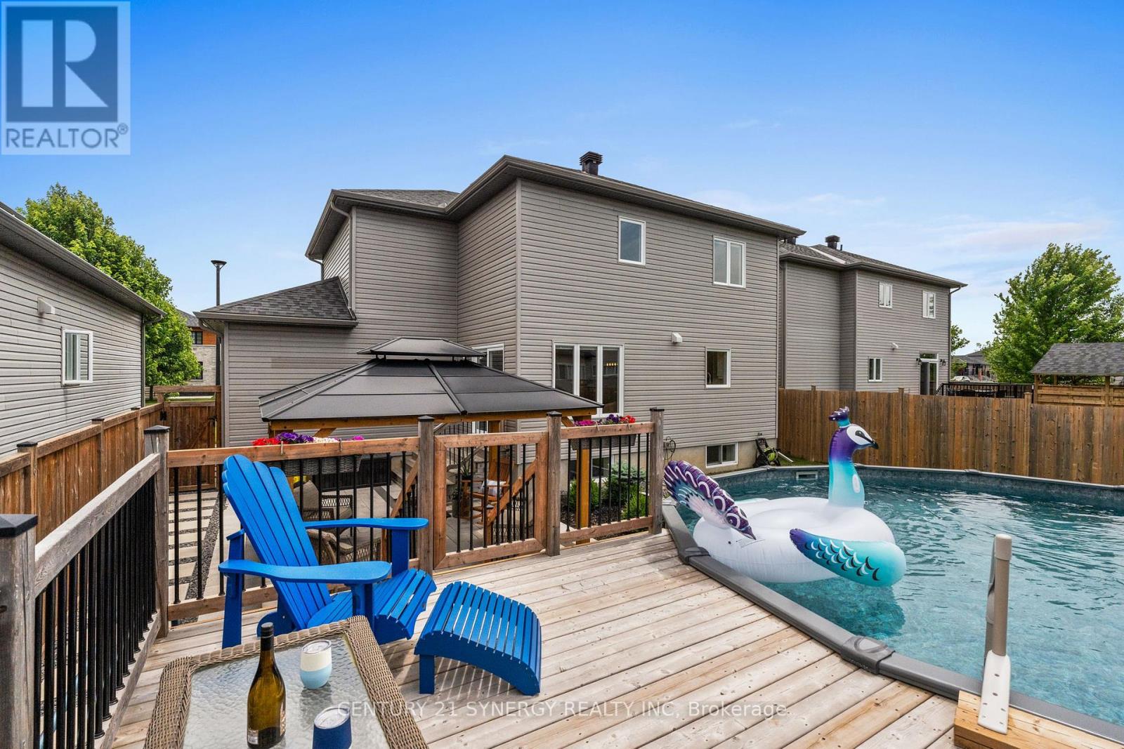 Photo 37 of 406 Provence Avenue, Russell ON