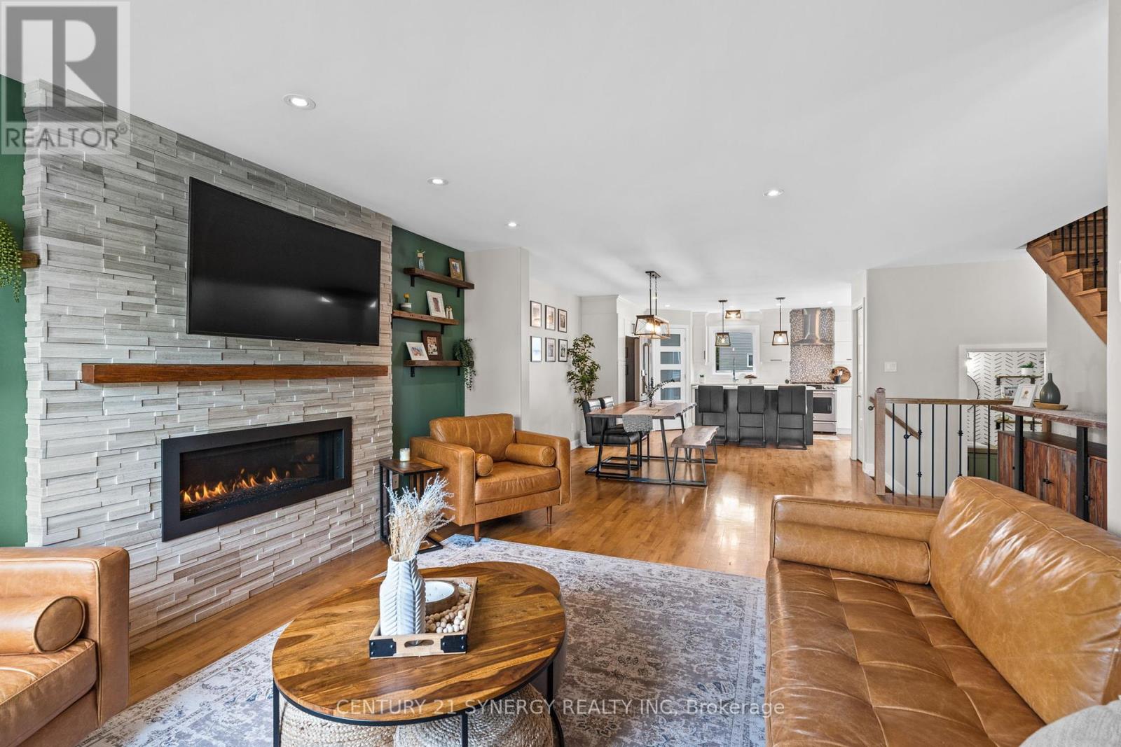 Photo 24 of 406 Provence Avenue, Russell ON