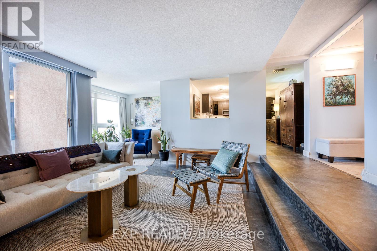 Photo 9 of 1003 373 Laurier Avenue E, Ottawa ON