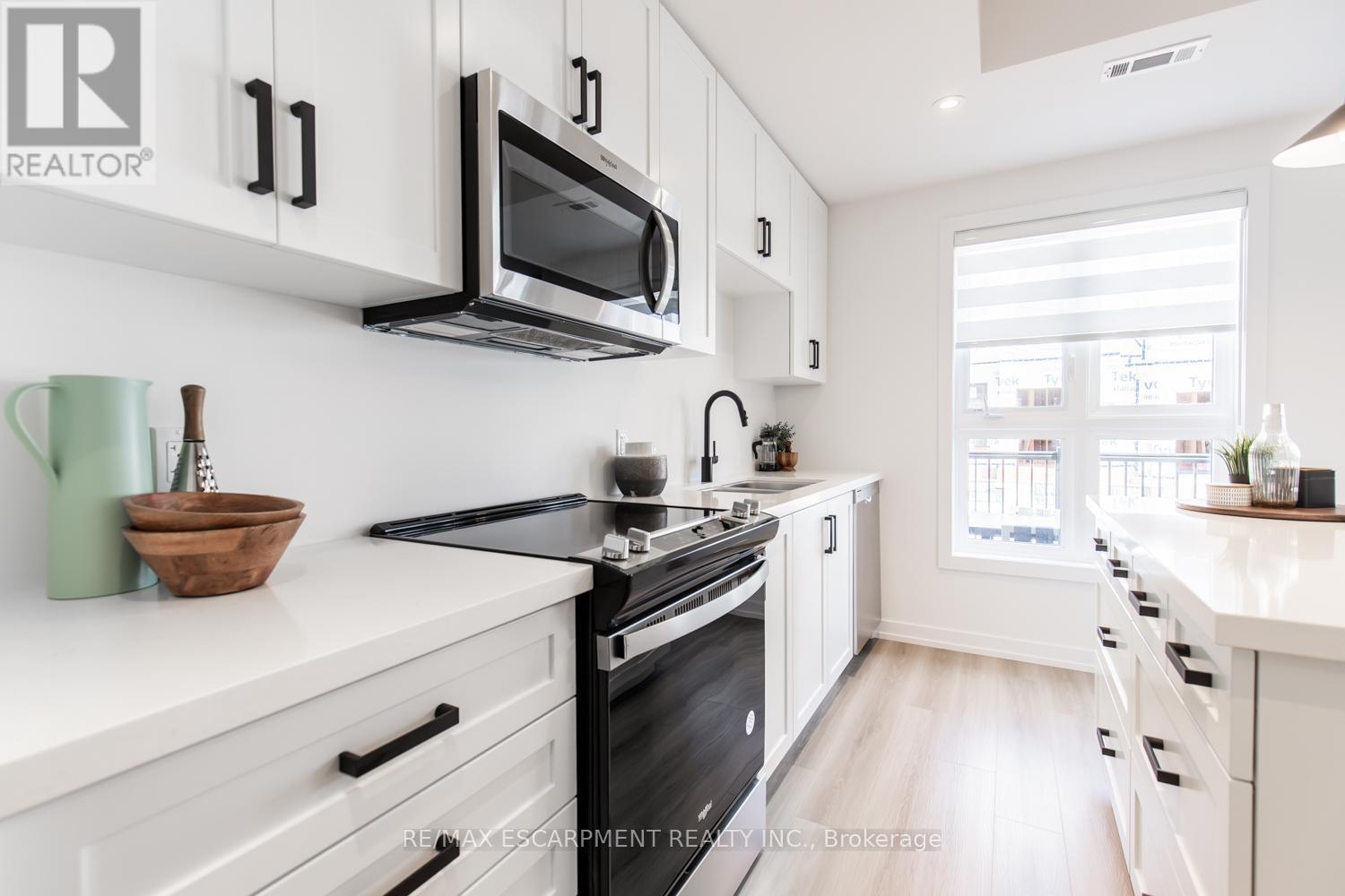 Photo 21 of 205 Burke Street, Hamilton ON
