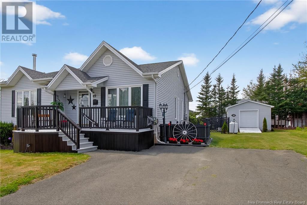 Photo 2 of 709 Boudreau Street, Dieppe NB