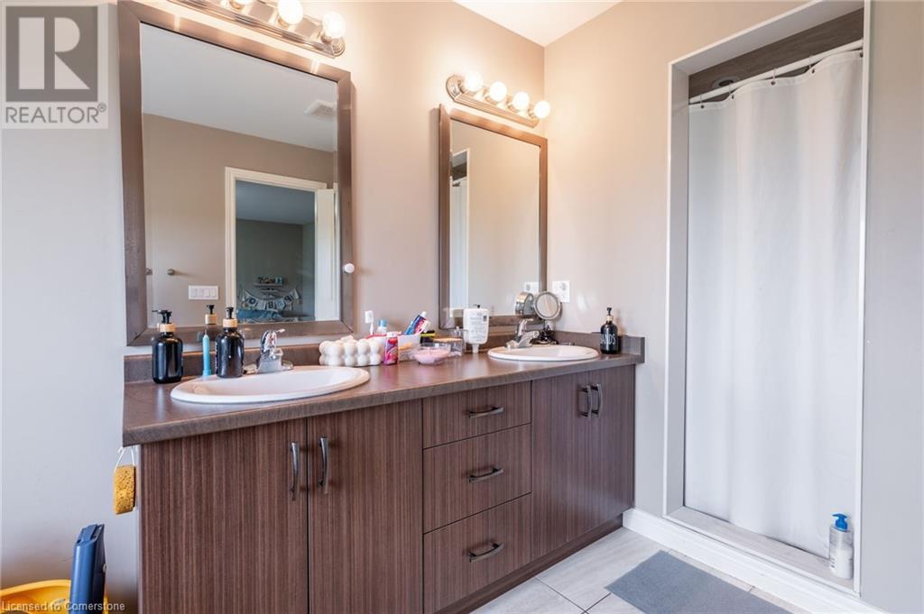 Photo 29 of 120 Vineberg Drive Unit 43, Hamilton ON