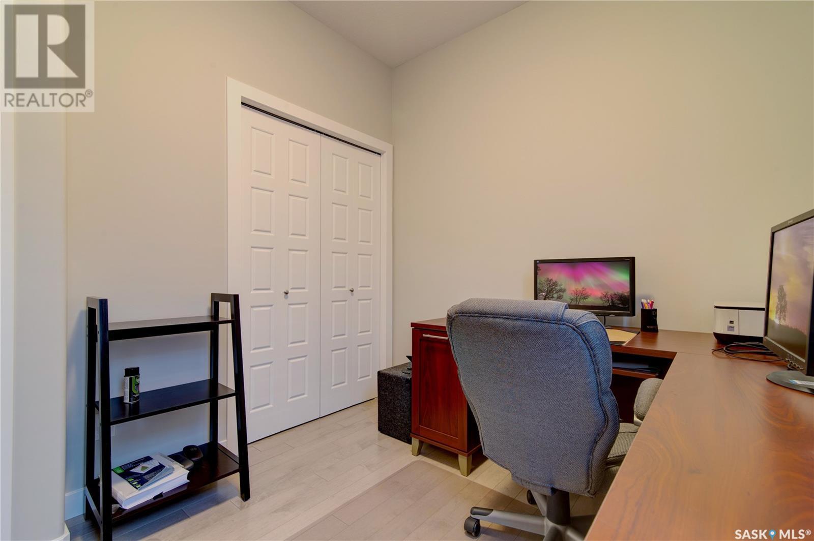 Photo 11 of 4029 Waterer Street, Regina SK