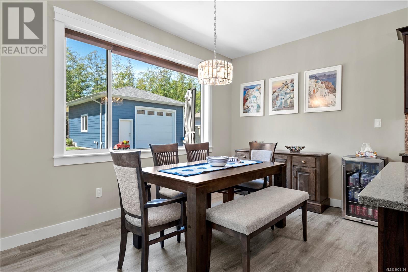 Photo 25 of 2270 Forest Grove Dr, Campbell River BC