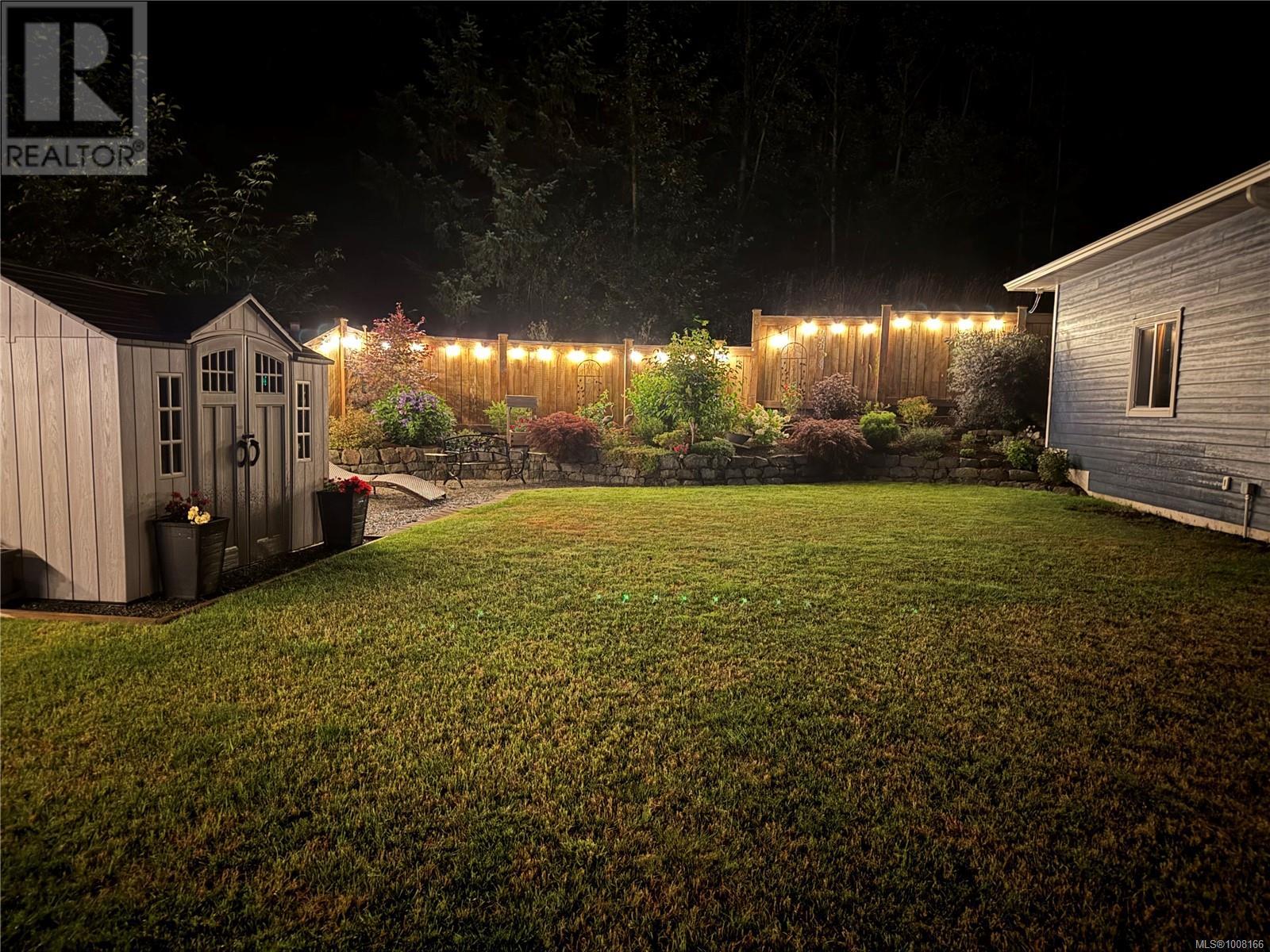 Photo 13 of 2270 Forest Grove Dr, Campbell River BC