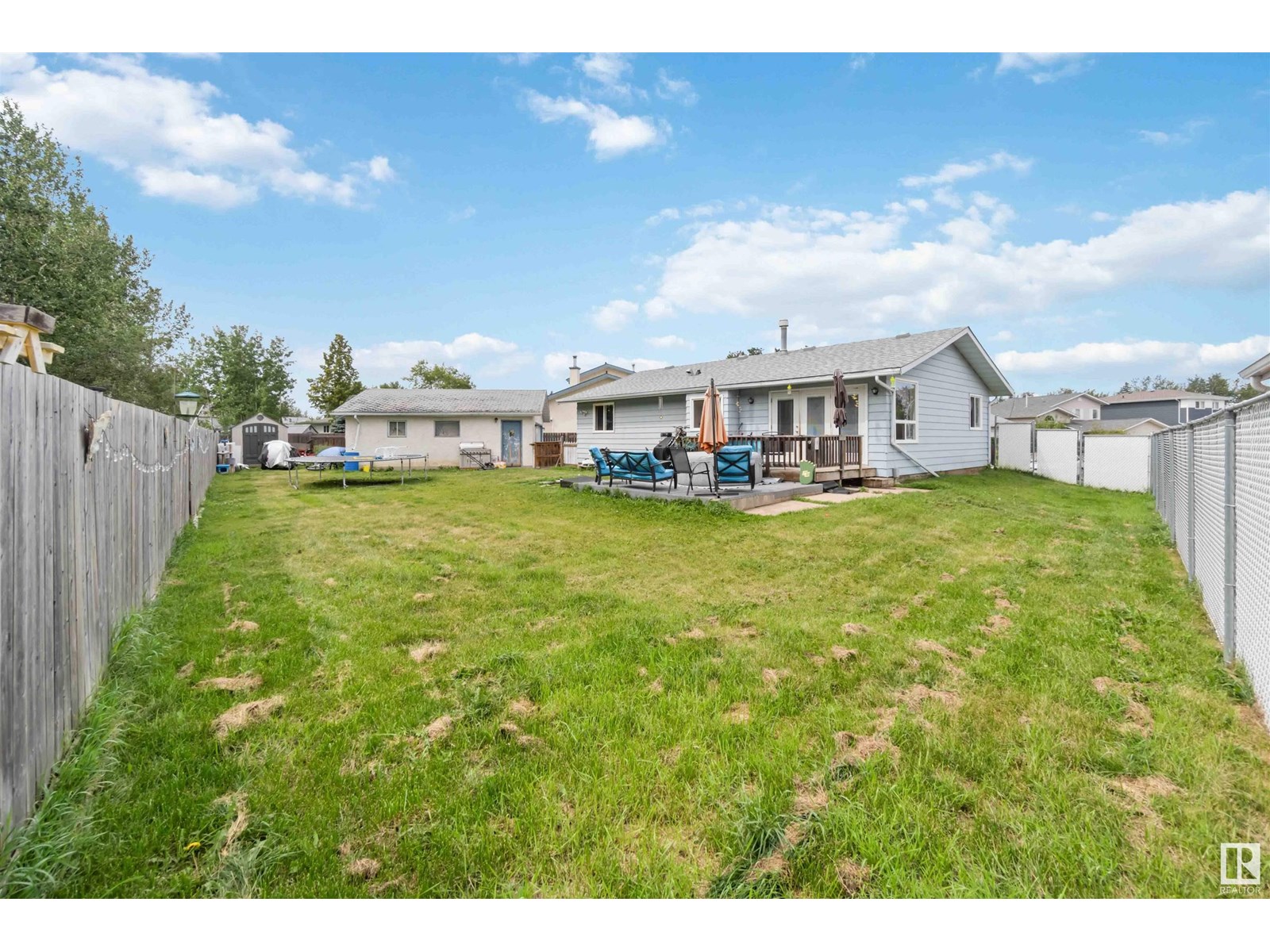 Photo 29 of 5328 63 St, Redwater AB