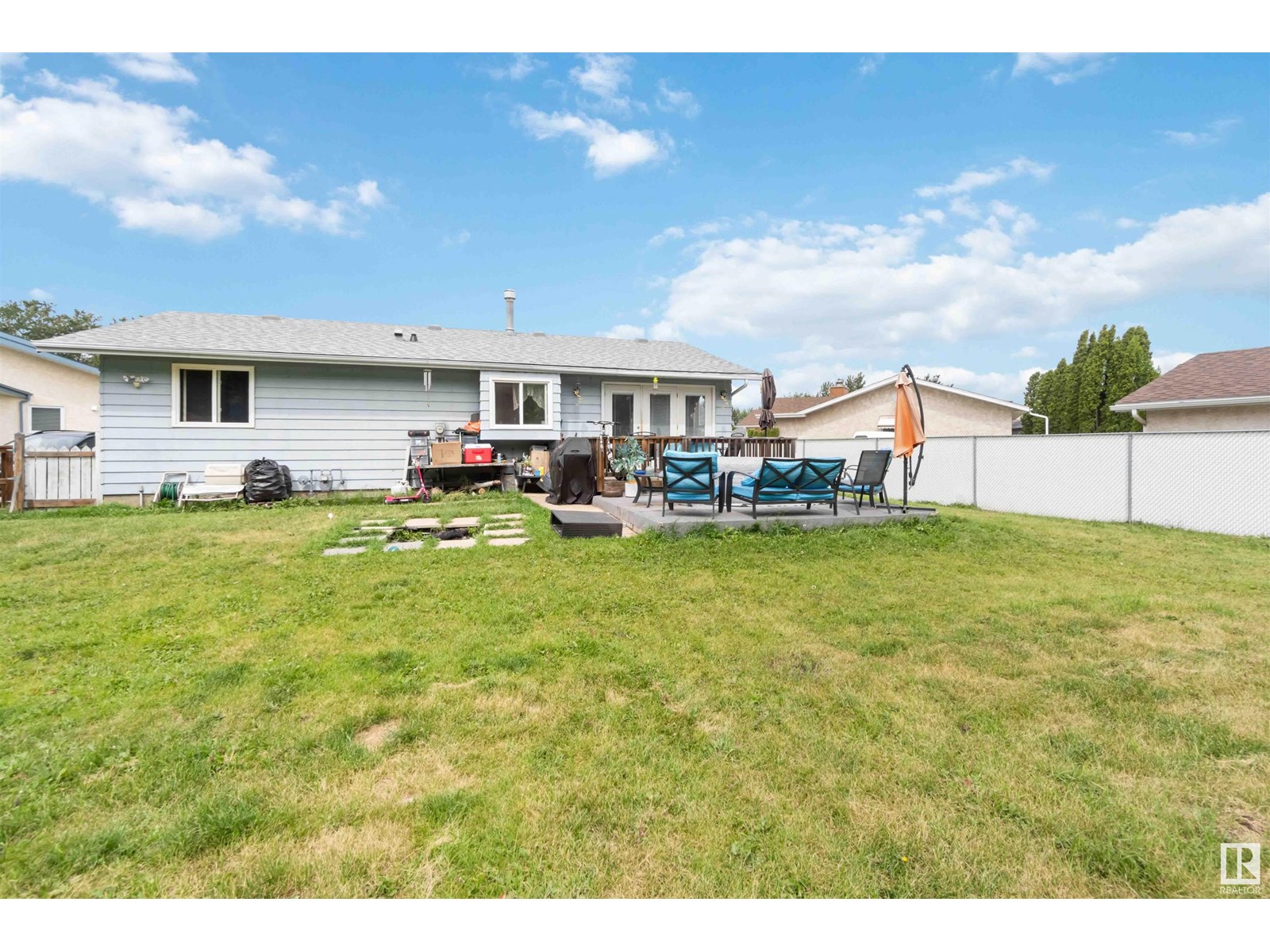 Photo 30 of 5328 63 St, Redwater AB
