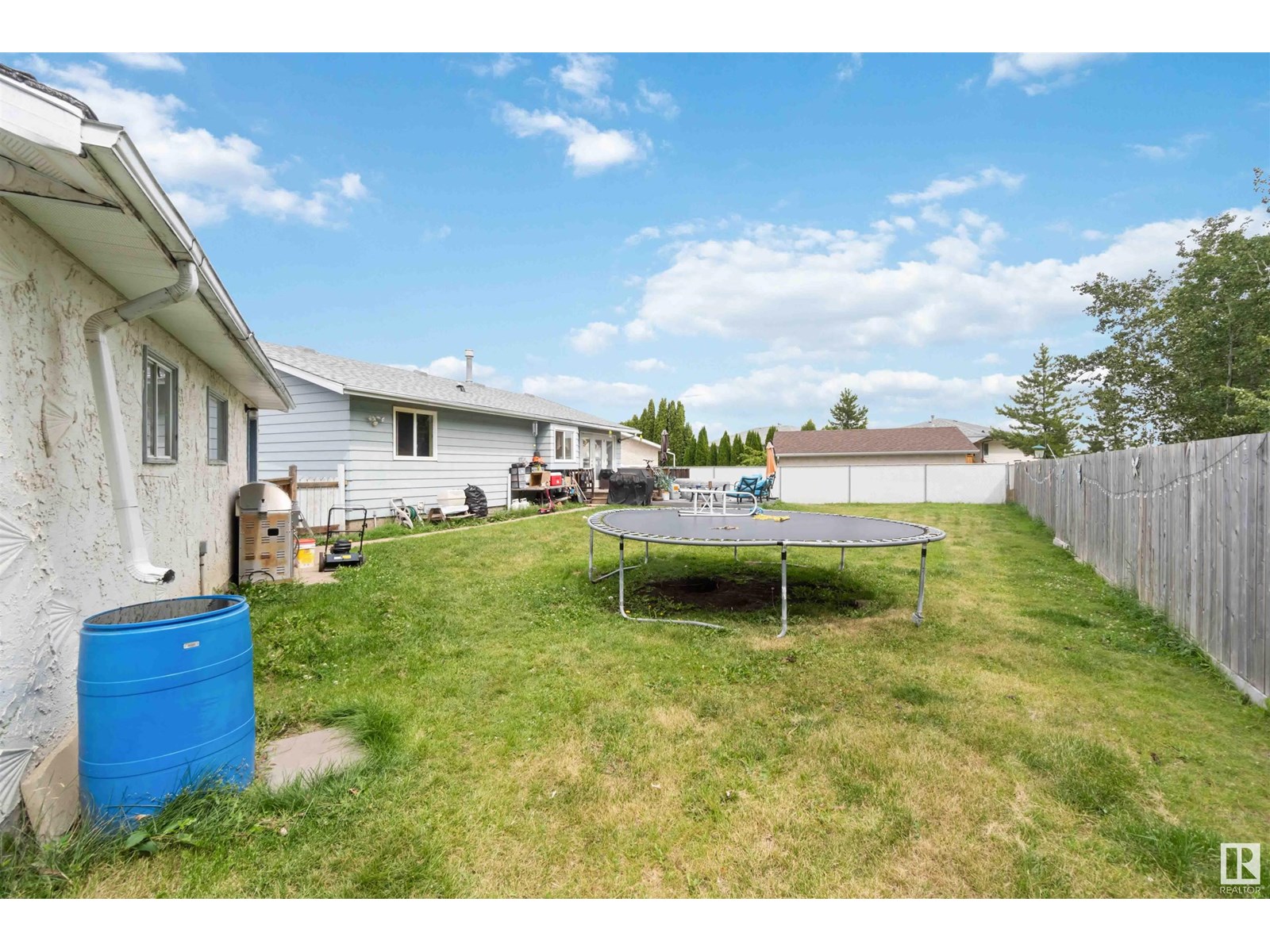 Photo 32 of 5328 63 St, Redwater AB