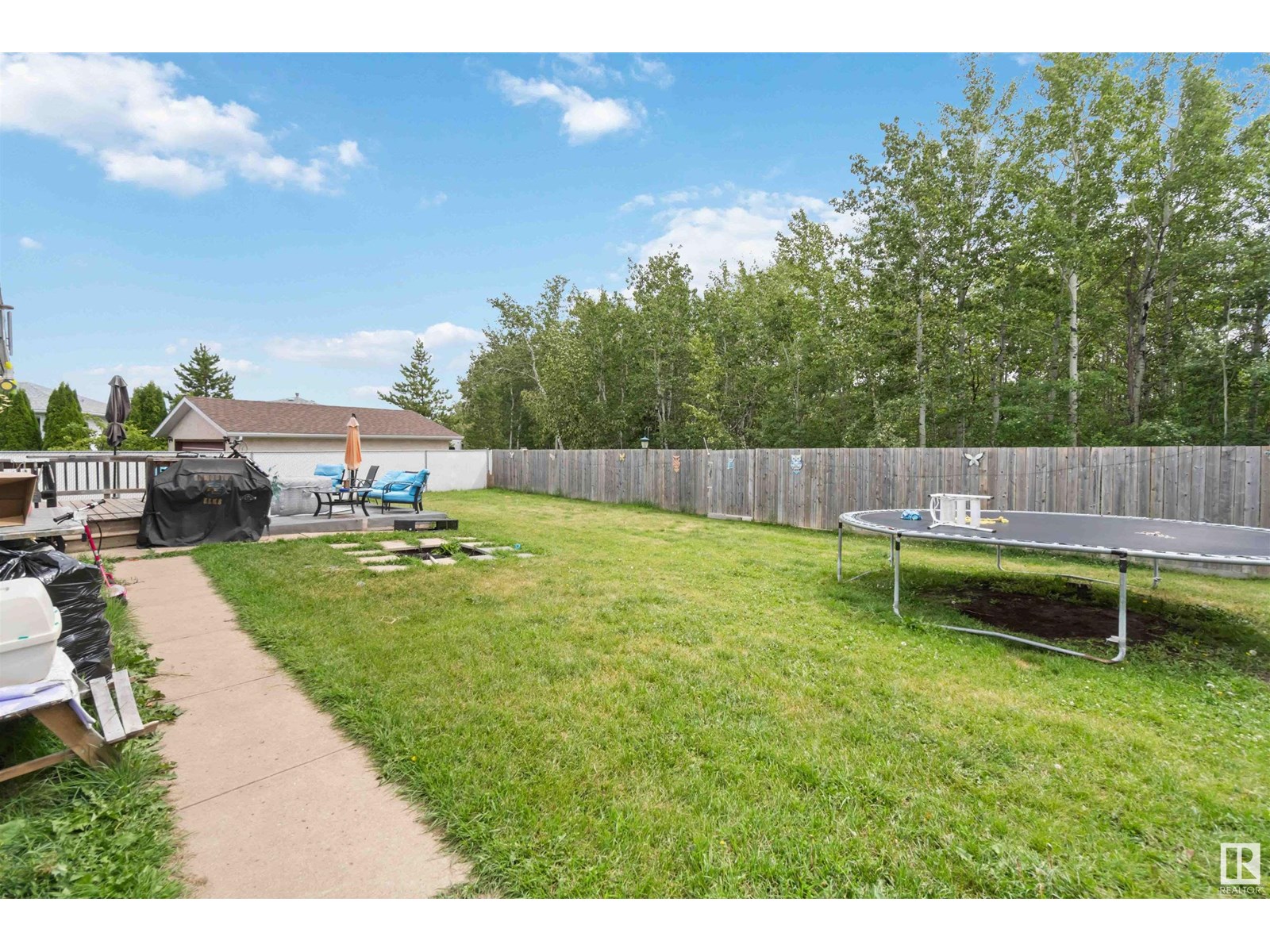 Photo 34 of 5328 63 St, Redwater AB