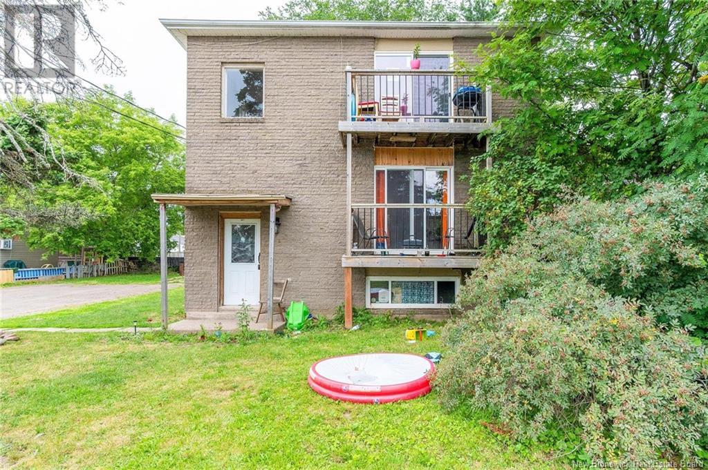 Photo 2 of 14 Jordan Crescent, Moncton NB