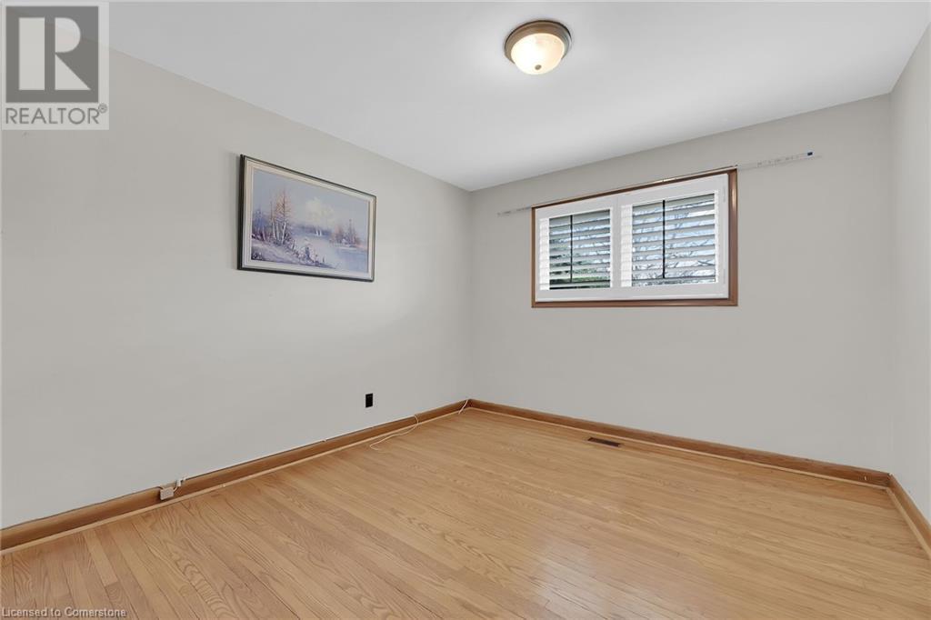 Photo 26 of 9 Gavin Drive, St Catharines ON