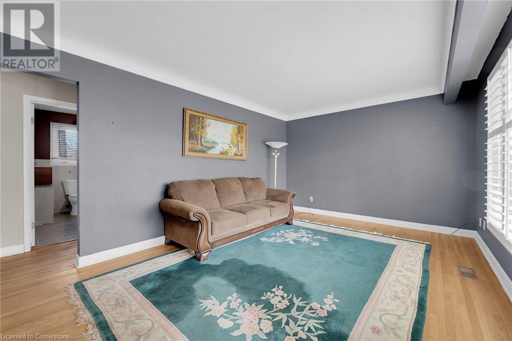 Photo 16 of 9 Gavin Drive, St Catharines ON