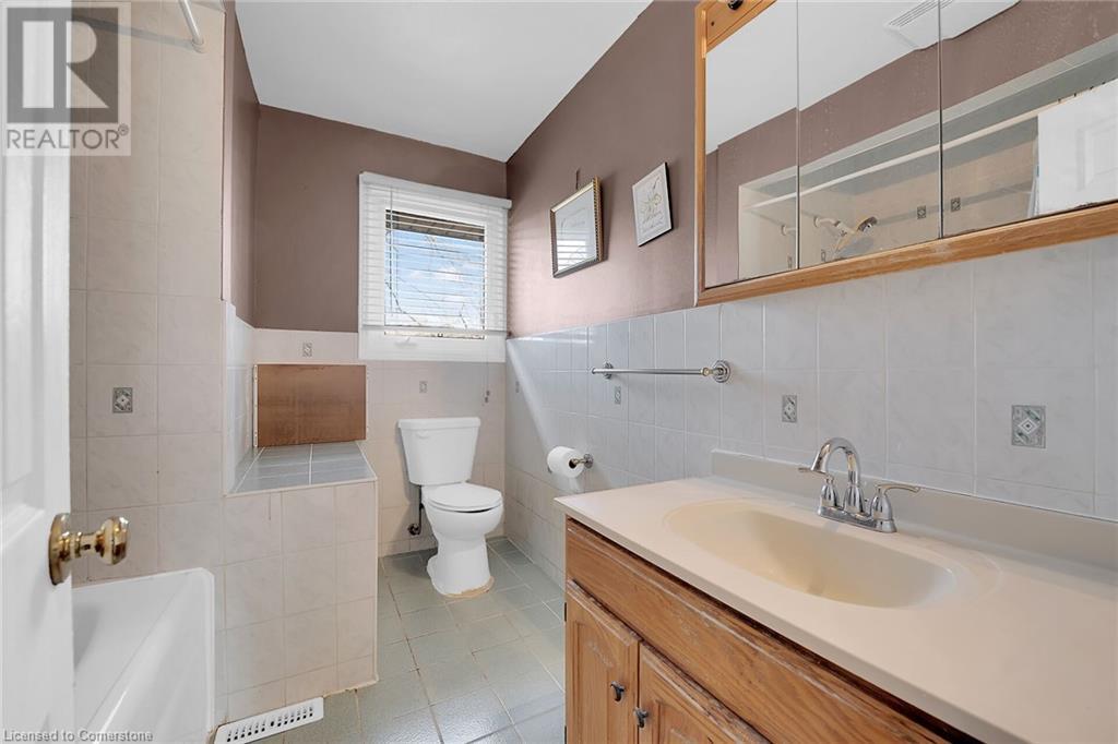 Photo 35 of 9 Gavin Drive, St Catharines ON