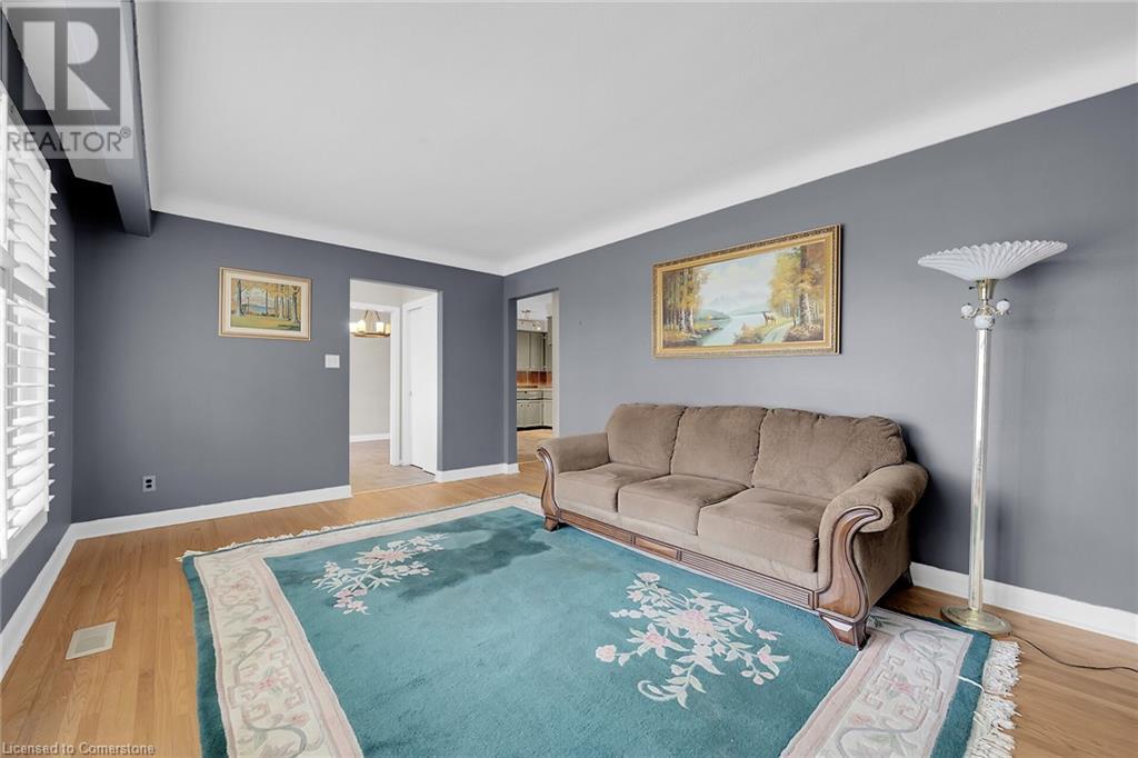 Photo 41 of 9 Gavin Drive, St Catharines ON