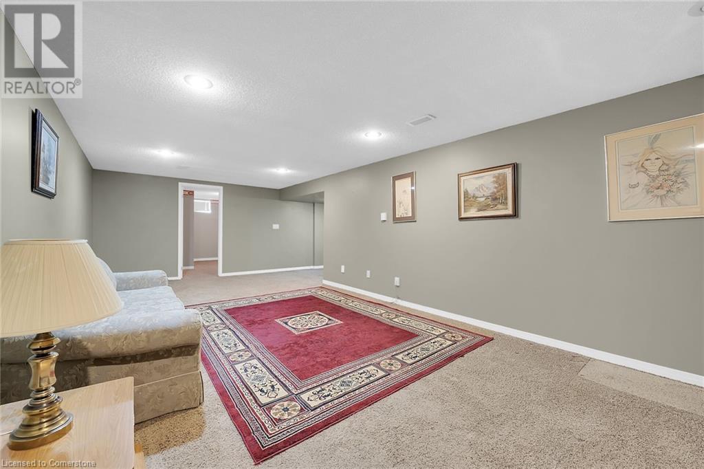 9 GAVIN Drive - 29