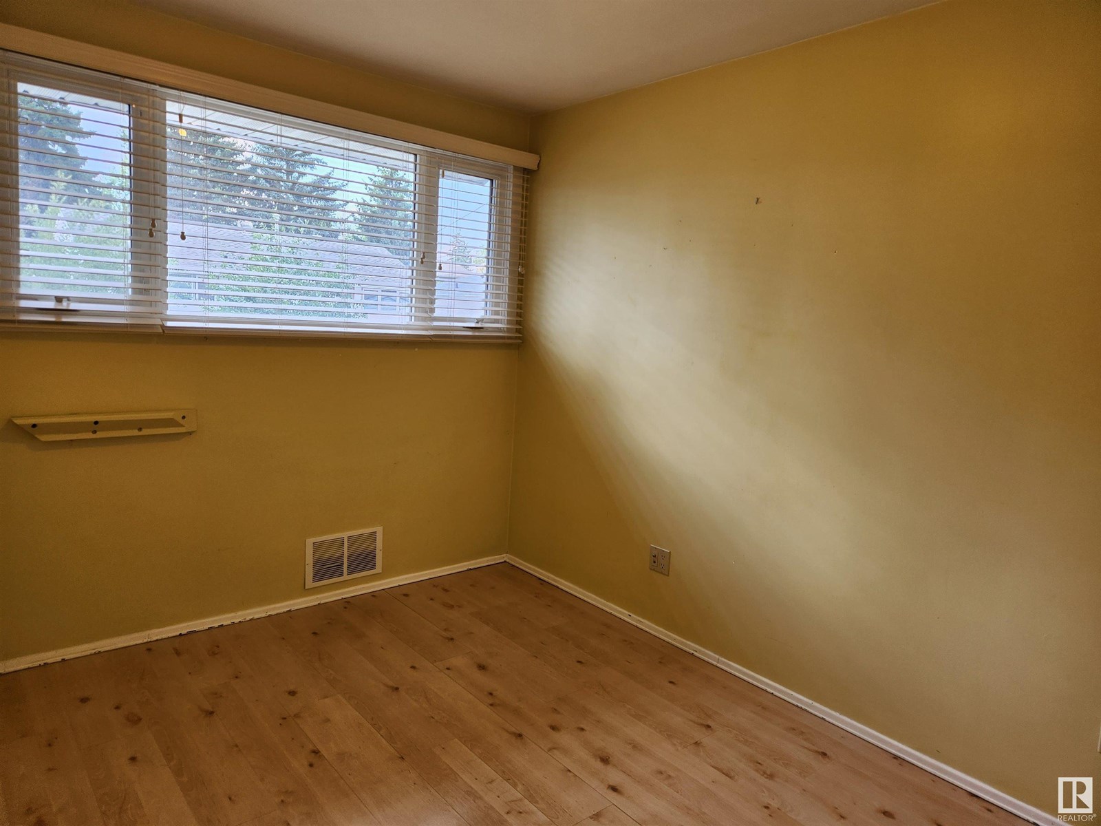 Photo 50 of 14732 91 Av Nw, Edmonton AB