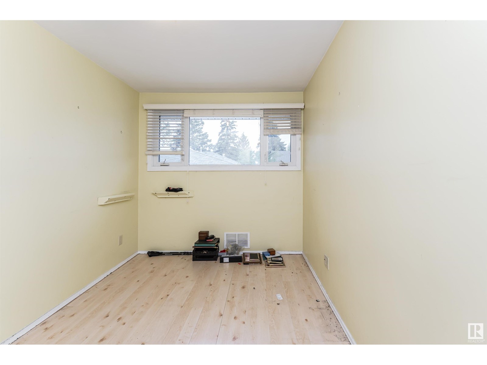 Photo 37 of 14732 91 Av Nw, Edmonton AB