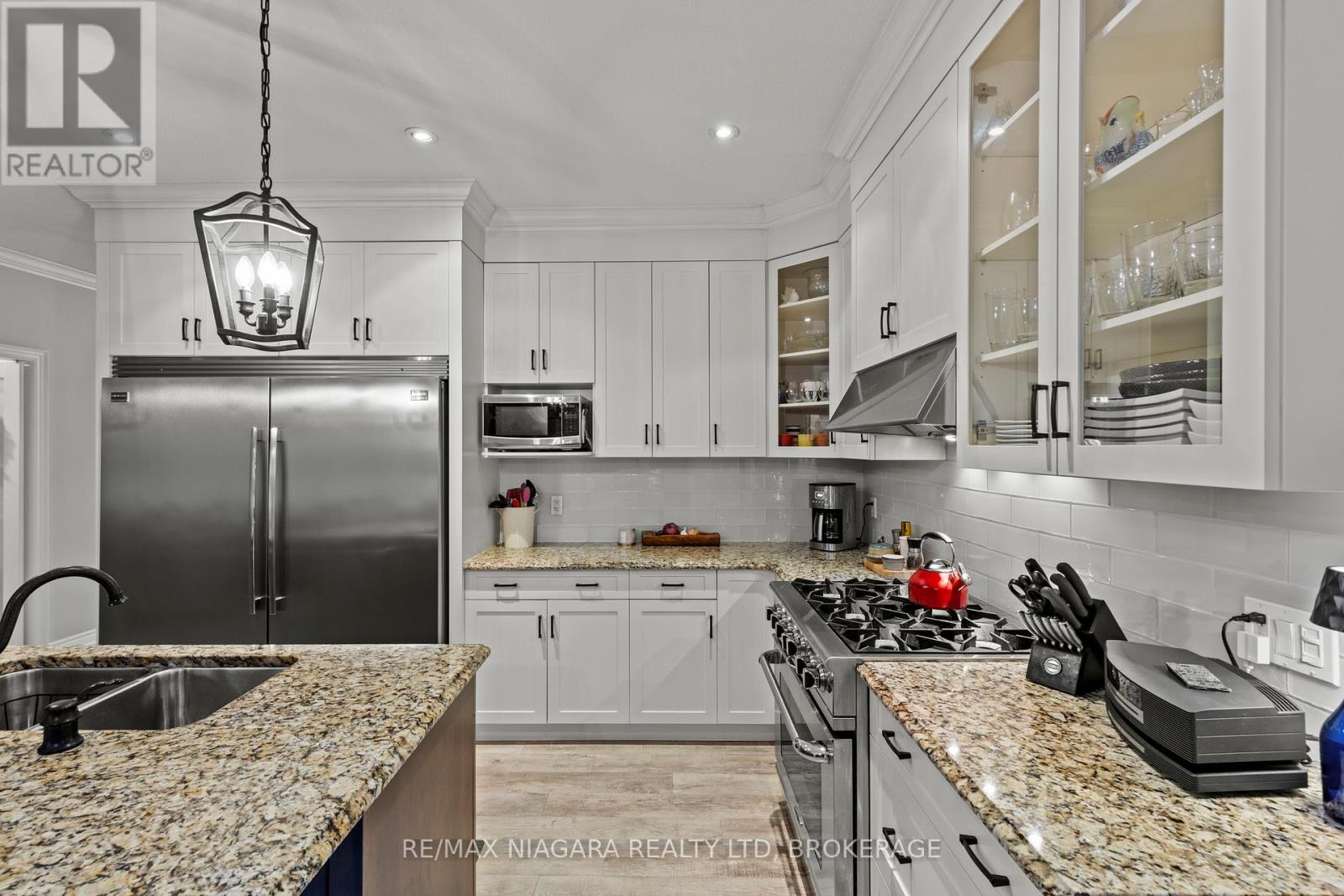 Photo 37 of 35 Burleigh Road S, Fort Erie ON
