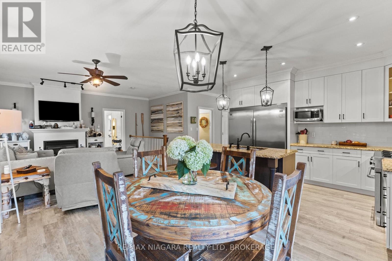 Photo 18 of 35 Burleigh Road S, Fort Erie ON