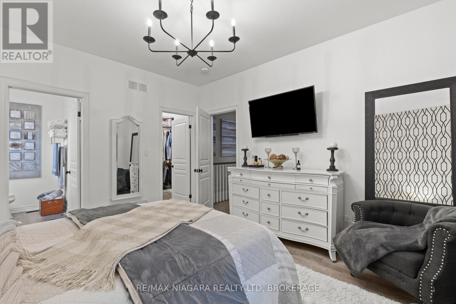 Photo 48 of 35 Burleigh Road S, Fort Erie ON
